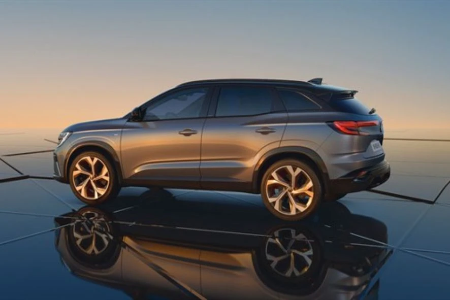 Renault - Austral Full Hybrid E-Tech